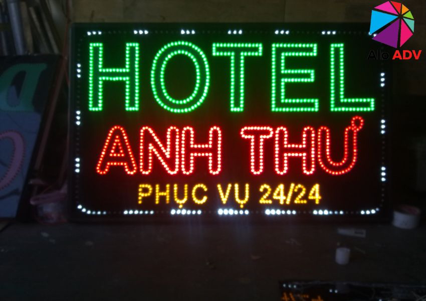 Bảng hiệu đèn LED hotel đẹp